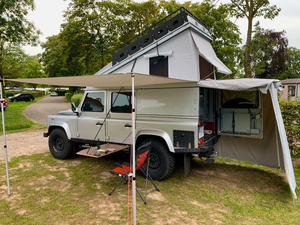 Land Rover Defender 110 TD4, Ex-Tec Reiseumbau, nur 36.000 km! in Dresden