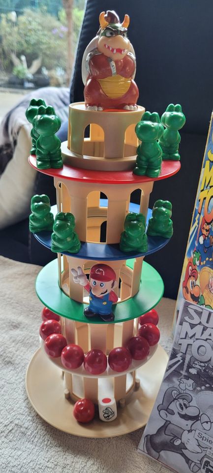 Super Nintendo Super Mario Tower Spiel aus dem Jahre 1994 in Bochum