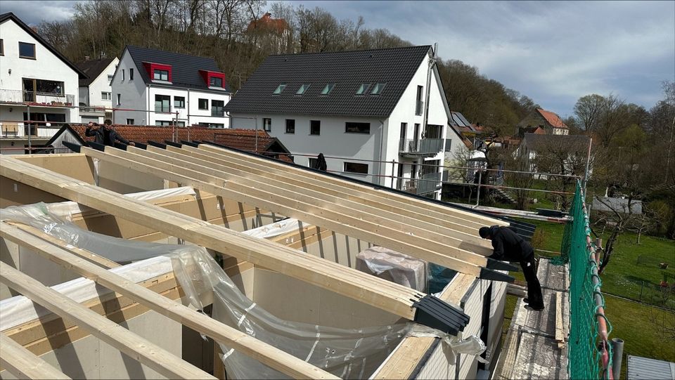 Zimmerleute,Dachdecker für Holzrahmen & Holzhaus-Bau GESUCHT in Saalburg-Ebersdorf