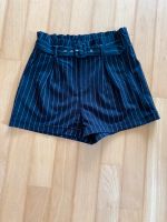 Shorts Tally Weijl Gr.34 Damen XS schwarz Nadelstreifen wie neu Nordrhein-Westfalen - Essen-Fulerum Vorschau