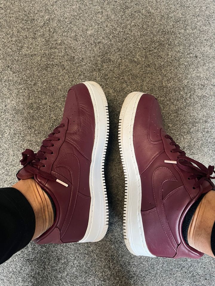 Nike Air Force 1 - •Weinrot- selten-*Rar* in Waiblingen