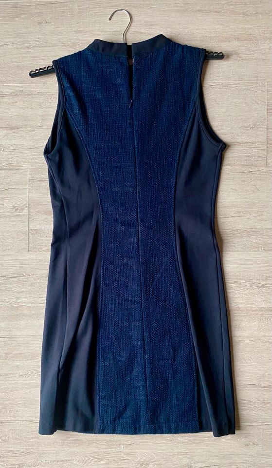 Kleid schmal von Desigual , Gr. 38, blau in Leipzig