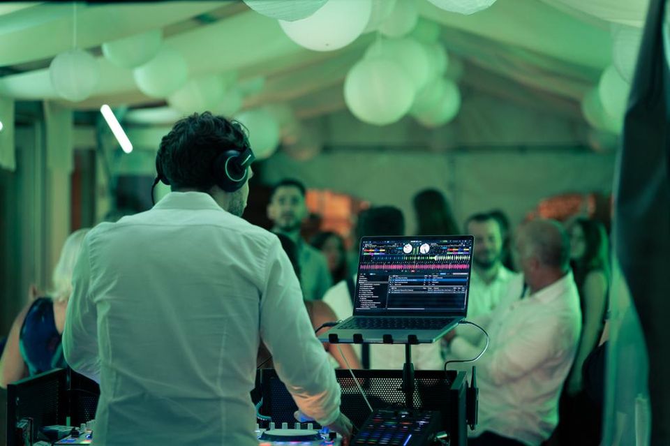 München Allgäu Stuttgart Dj - Hochzeit | Geburtstag | Party in München