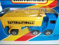 Matchbox Superfast MB 30 Leyland Artic Truck blau gelb internatio Sachsen - Bautzen Vorschau