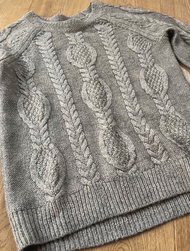 Strickpullover Zopfmuster H&M in Hebertsfelden