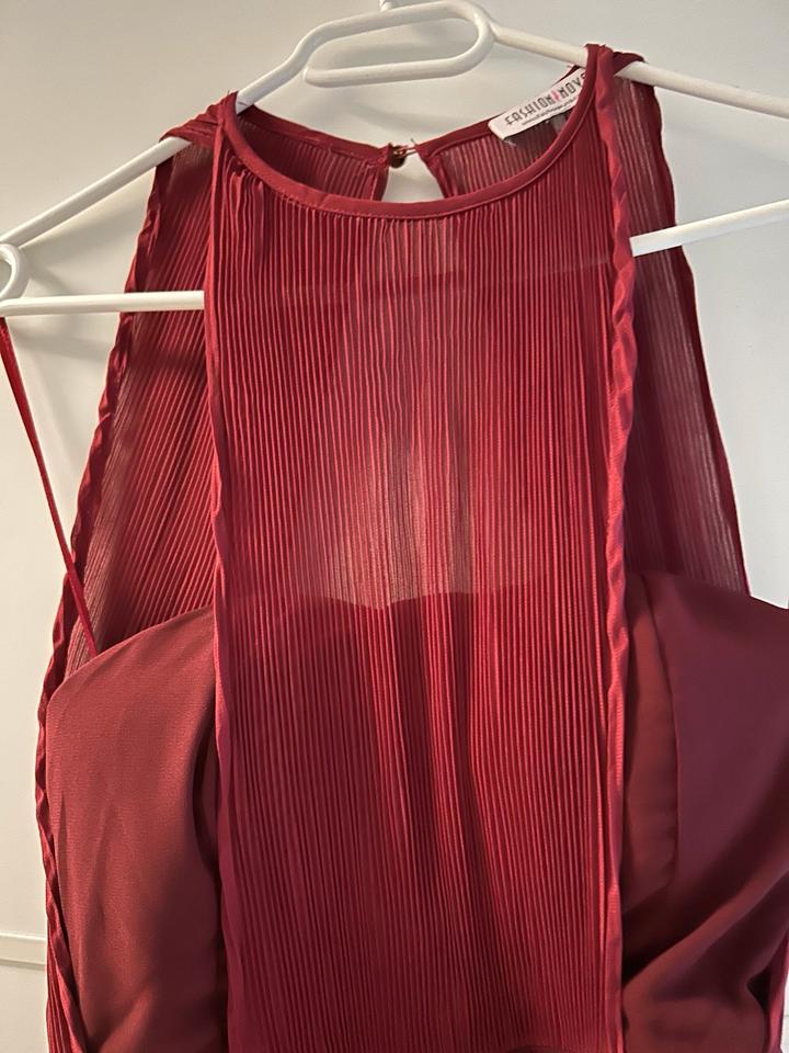 Abendkleid Weinrot bordeaux Rot Abschlusskleid Hochzeit Gast in Hünfeld