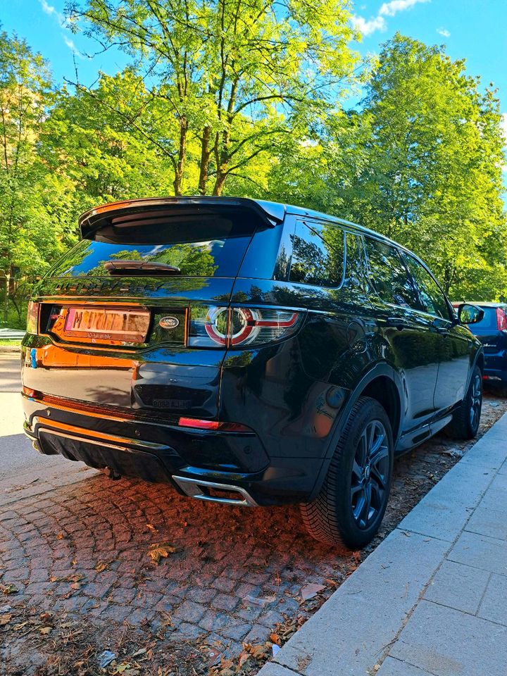 Land Rover Discovery Sport TD4 HSE Black Pack 2.0L D 4WD in München