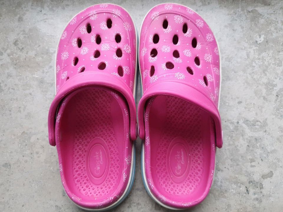 Crocs Badeschuche Badelatschen Gr. 33 in Hamburg