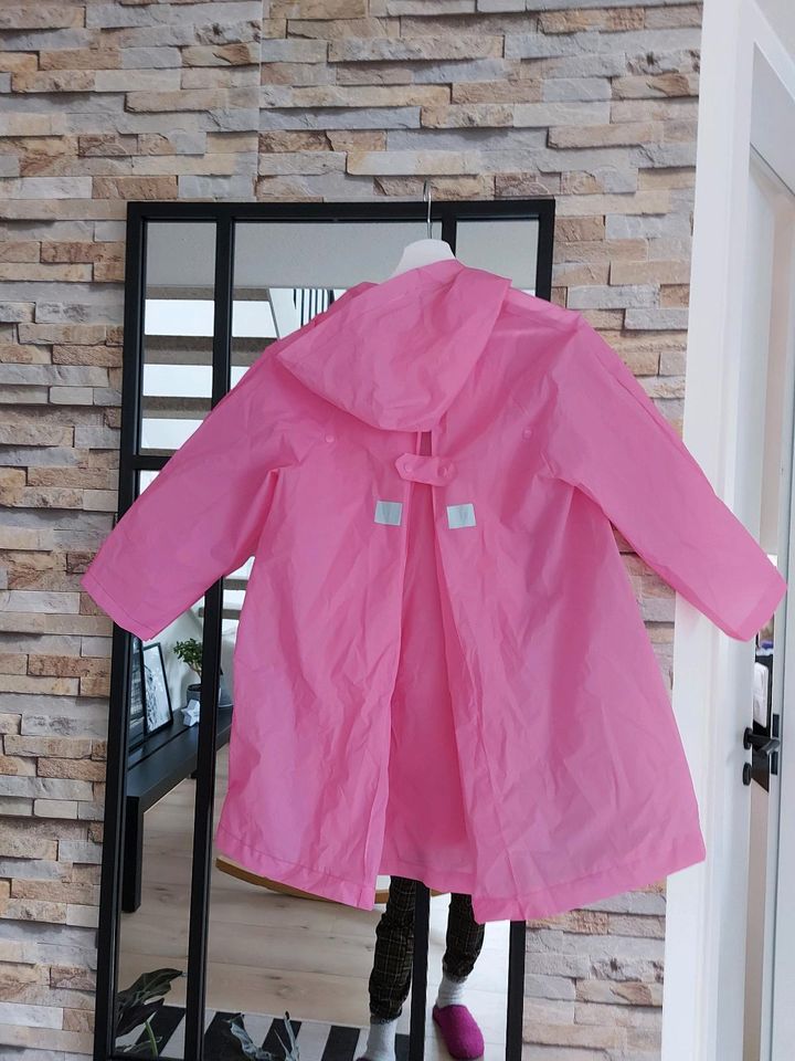 Regenjacke rosa pink. in Alfter