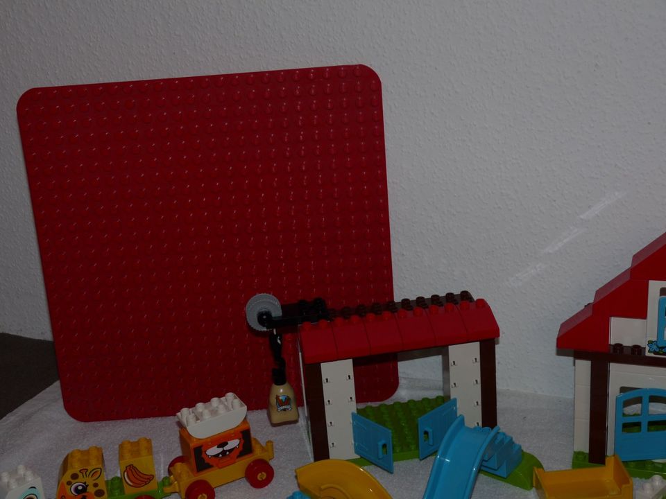 Lego Duplo Bauernhof, Zahlenzug, Bauplatte, Auto in Leezdorf