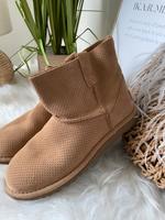 UGG BOOTS SOMMERBOOTS GR.37 EHER 36 NEU Essen - Essen-Borbeck Vorschau