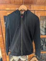 Hugo BOSS Kapuzen Jacke Gr.M schwarz guter Zustand Hessen - Wiesbaden Vorschau