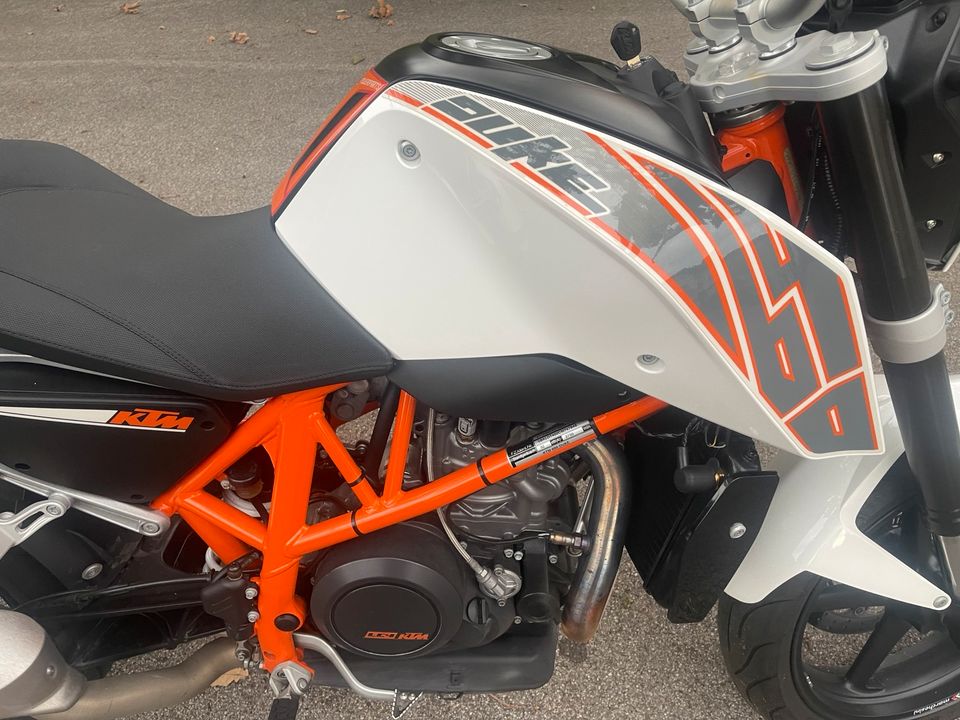 Ktm 690 Duke abs Koffer in Traunreut