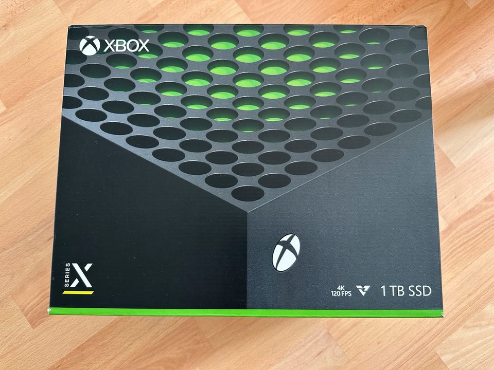 Microsoft Xbox Series X 1TB Spielekonsole - Schwarz in Mainz