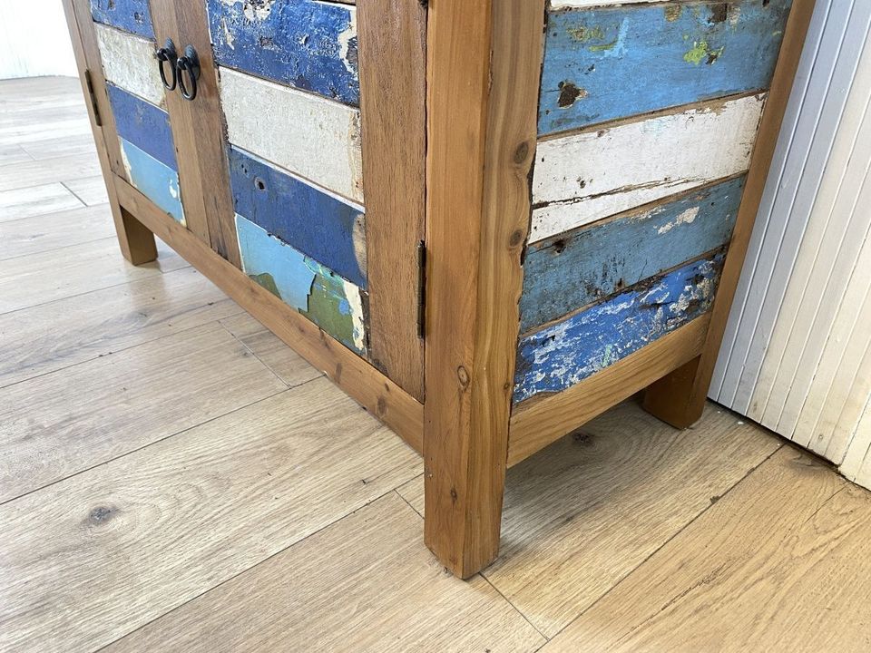 Boatwood by WMK # Bunterschöne Kommode mit Schubladen aus altem Bootsholz, ein handgefertigtes Unikat aus massivem Teakholz # Badschrank Badkommode Schuhschrank Flurkommode Bootsmöbel Wäschekommode in Berlin