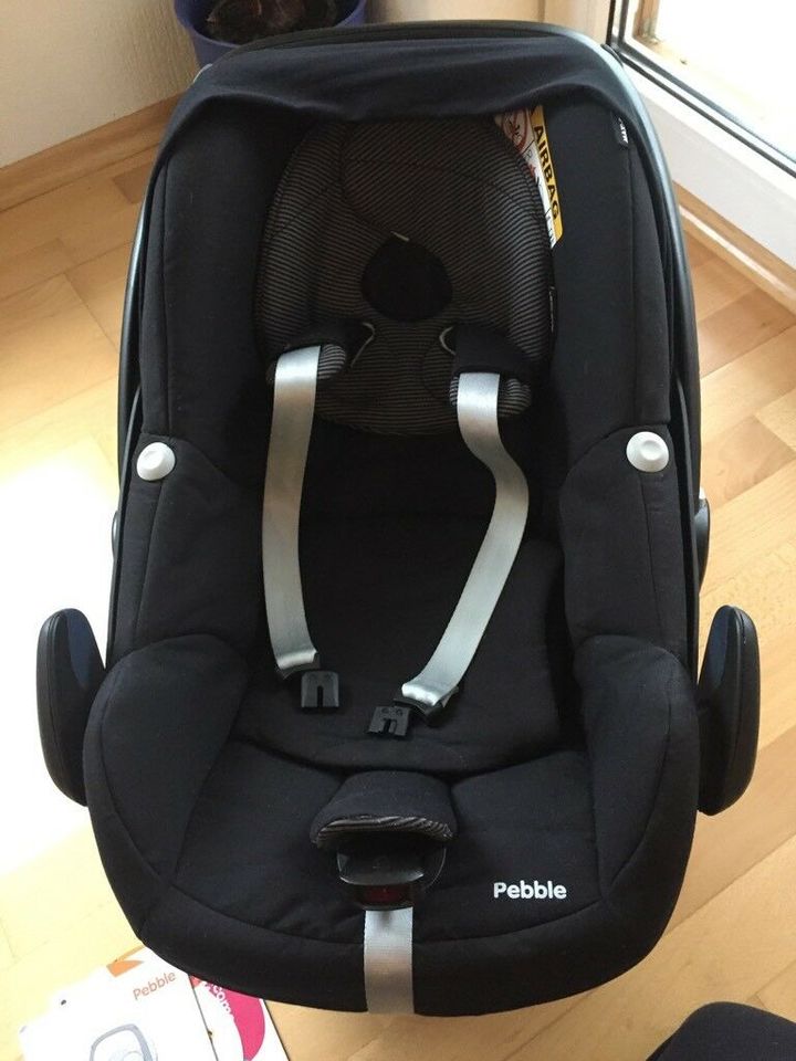 Maxi Cosi Babyschale Pebble TOP & gepflegter Zustand in Grosselfingen