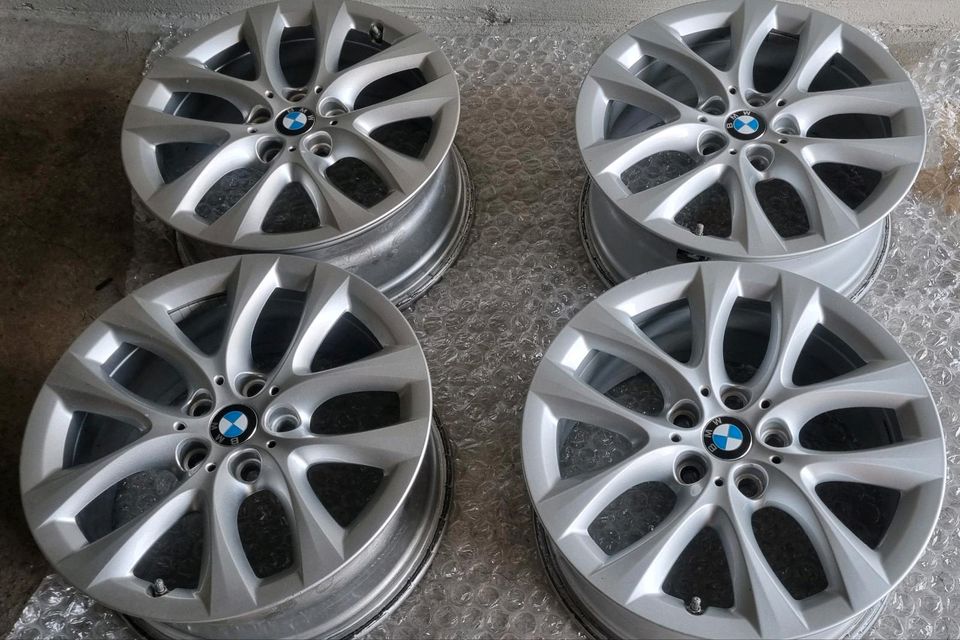 4X Original BMW Alufelge V-Speiche 479 Silber 17 Zoll BMW 2er F45 in Bornheim