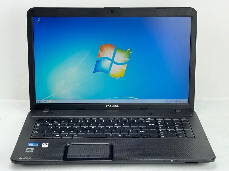 Windows 7 Gaming Toshiba Pro Notebook i3 2348M 2,30GHz 256GB SSD in Fellbach