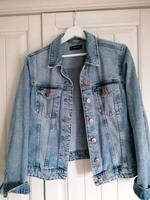 Jeansjacke Größe S Kr. Altötting - Burghausen Vorschau