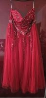 Möchte mich keiner haben ? Schönes rotes Abendkleid/Hochzeitkleid Nordrhein-Westfalen - Kamen Vorschau