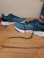 Puma Sportschuhe Hallenschuhe Sneaker Gr. 41 neu Niedersachsen - Bleckede Vorschau