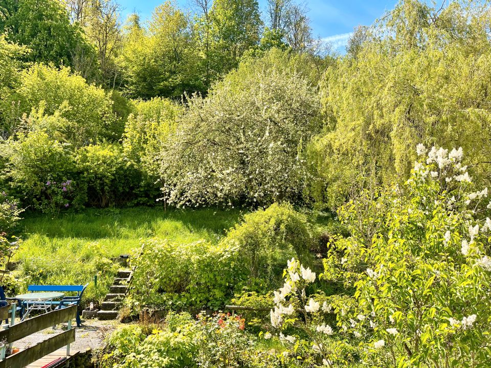 CHARMANTES DREIFAMILIENHAUS MIT WUNDERSCHÖNEM GARTEN !!! in Hagen