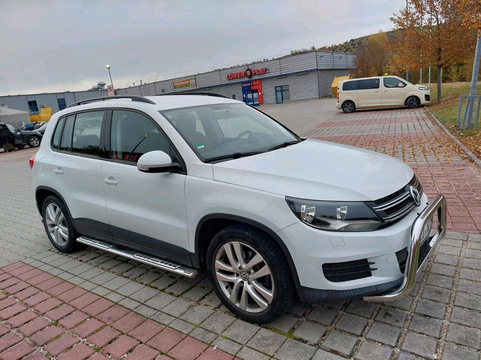 Volkswagen Tiguan inkl. Sommer- UND Winterreifen in Eichstätt