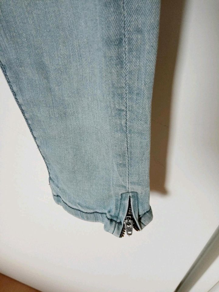 Jeans Hose blau hellblau Promod Größe 36 in Aachen