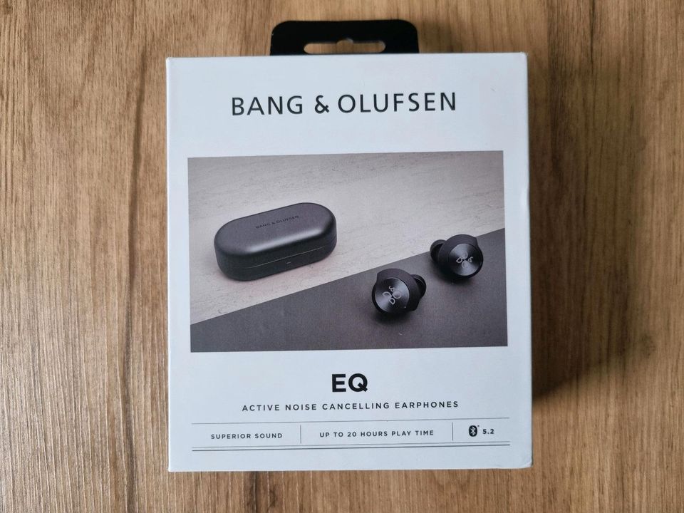 NEUWERTIG - Bang & Olufsen Beoplay EQ In Ear Kopfhörer in Köln