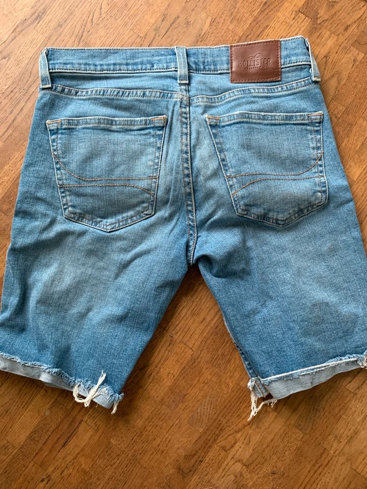 Shorts, kurze Hose, Jeans von Hollister Gr. 164 in Adelheidsdorf
