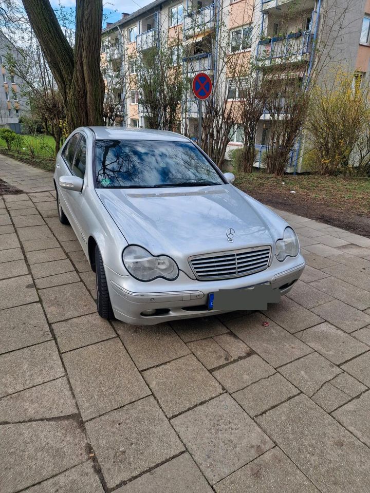 Mercedes 180 Automatik in Oberhausen