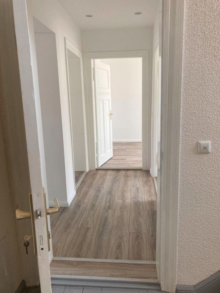 Mieter für moderne 4RaumWohnung mit Balkon gesucht in Brandenburg