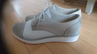 DRIEVHOLT SNEAKERS, GRÖßE 38, neuwertig Schleswig-Holstein - Lübeck Vorschau