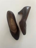 Neu! Damen- Leder Pumps, Größe 4 (36) Nordrhein-Westfalen - Kerpen Vorschau