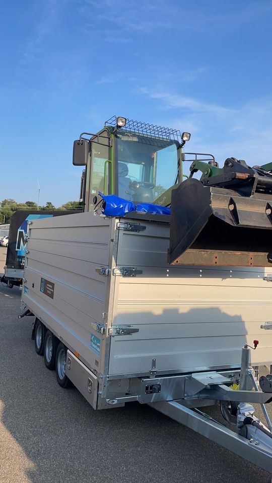 Transport von Landwirtschaftlichen Maschinen d weit in Sinsheim