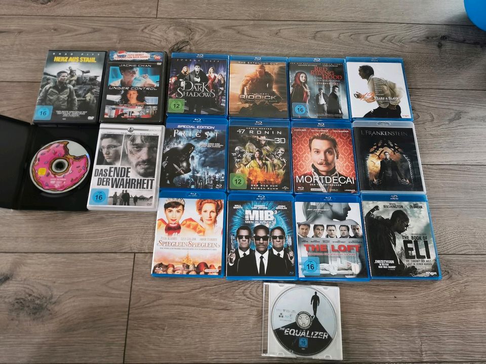 DVDs Blurays je 2€ in Drochtersen