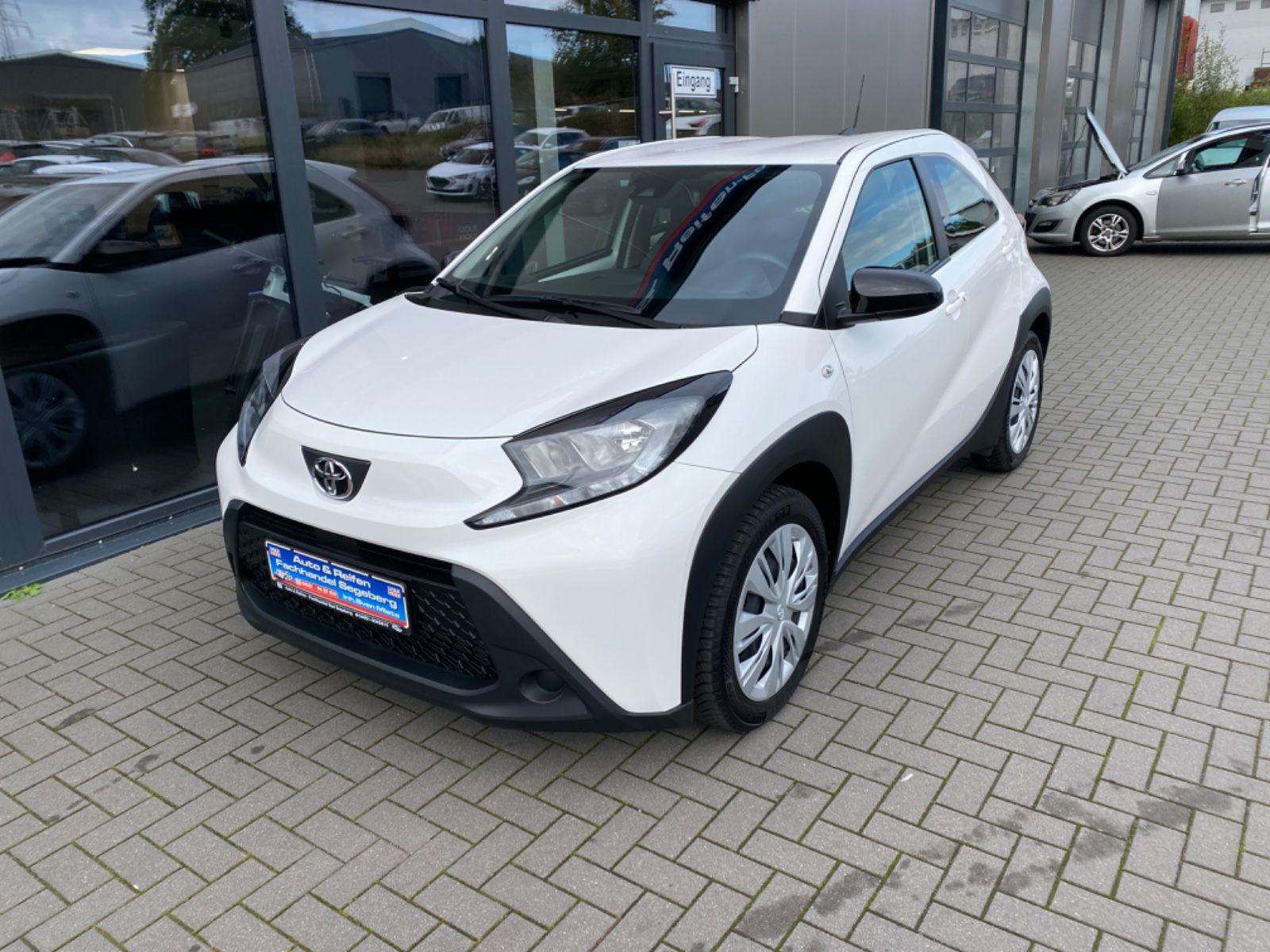 Abbildung des Autos Toyota Aygo X 1.0 Play*5…