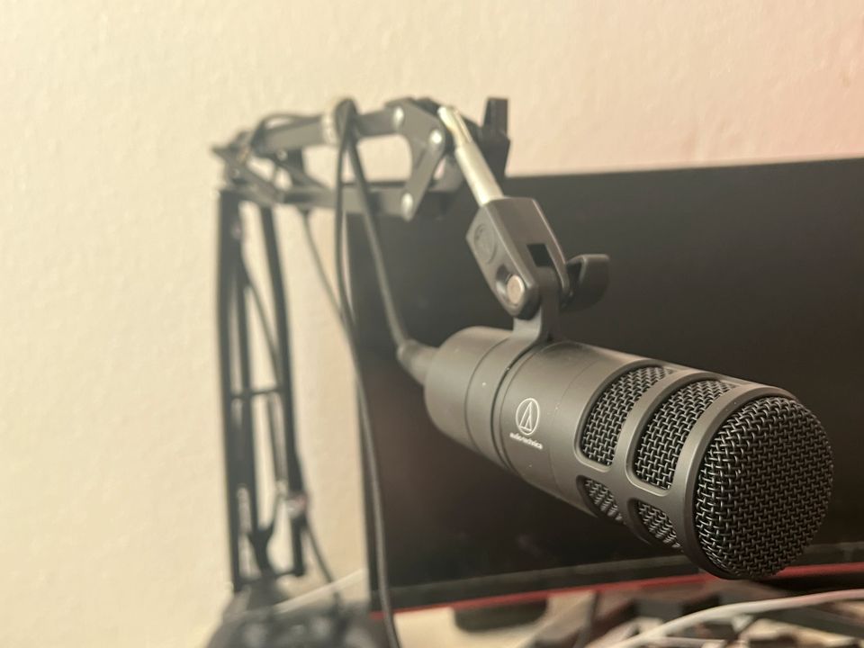 audio-technica AT2040 - Dynamisches Podcast-Mikrofon in Saarbrücken