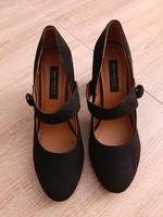 schwarze Absatzschuhe Wildleder Gr. 41 NEU Hessen - Ronshausen Vorschau