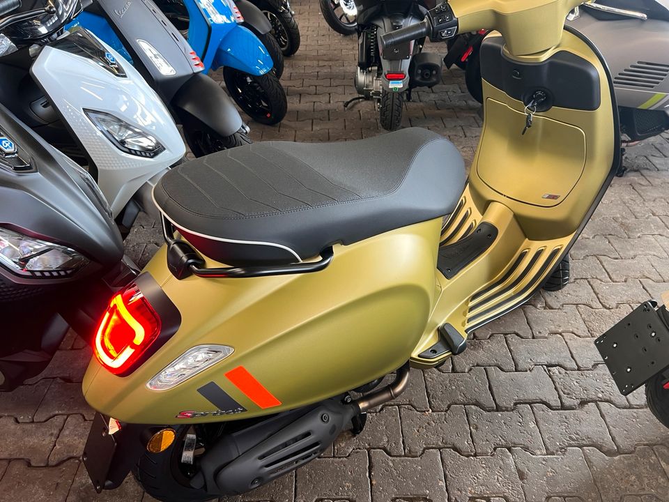 Vespa Sprint 50 Sport Verde mod 2024 NEU in Leverkusen