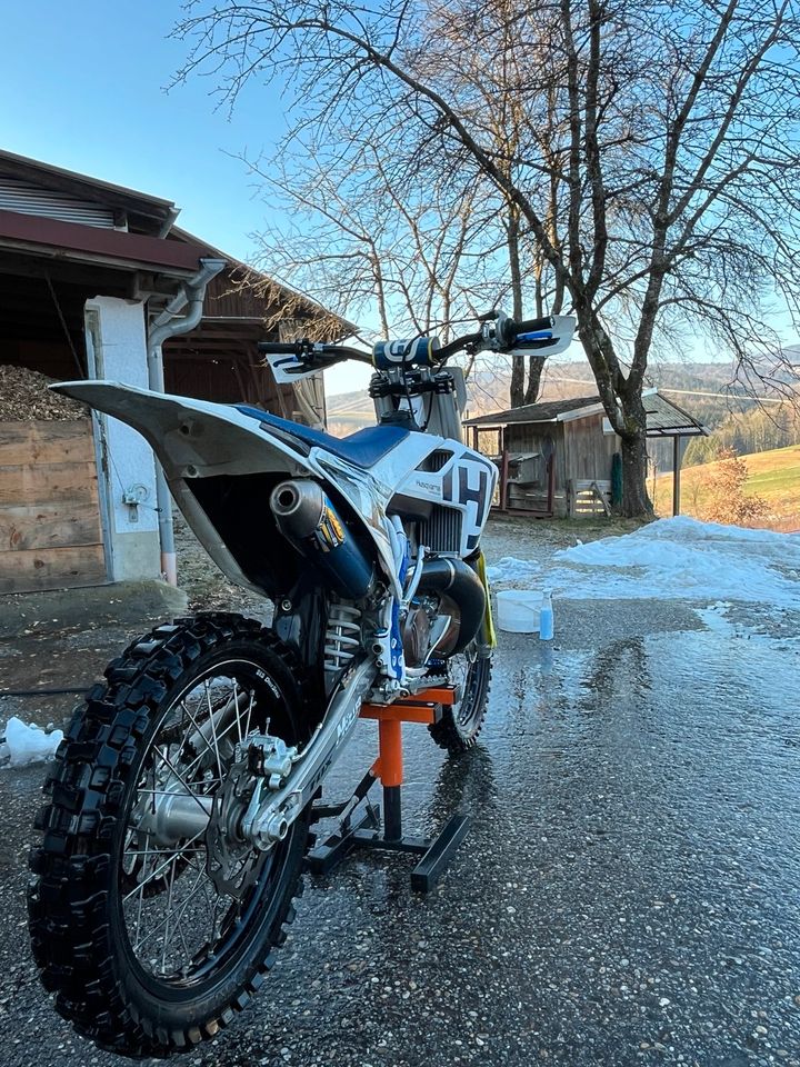 Husqvarna TC 250 2018 / FMF / ähnlich KTM SX 250 in Schöllnach