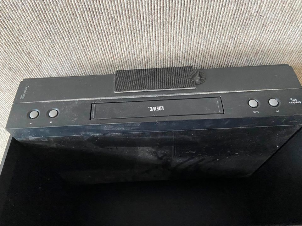 Loewe VHS Videorecorder view vision 6002 in Berlin