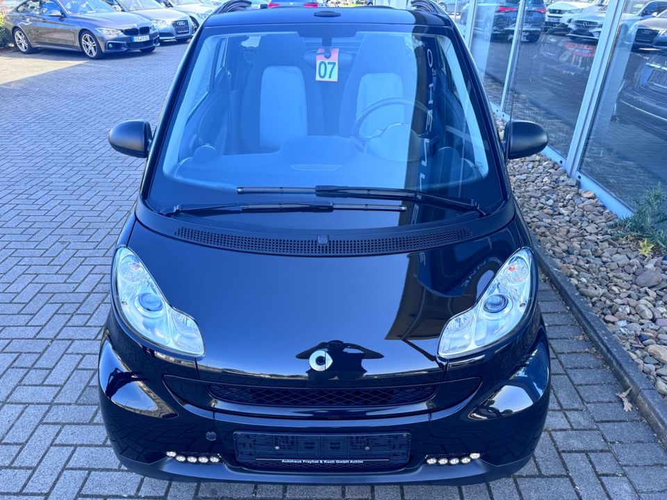 Smart ForTwo fortwo cabrio Micro Hybrid Drive*Sitzhzg in Achim