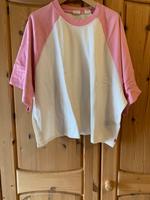 Kurz Shirt von Levi`s in weiß mit Rosa Armen Gr 3 XL Kr. München - Aschheim Vorschau