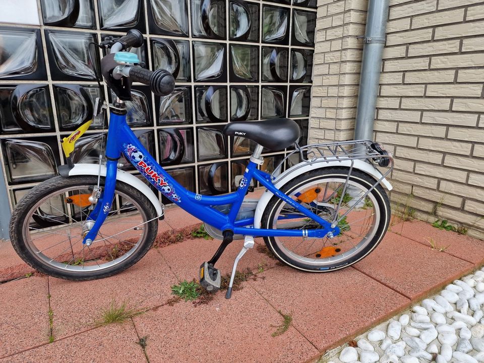 Puky Kinderfahrrad 18 Zoll Blau  Fahrrad in Brühl