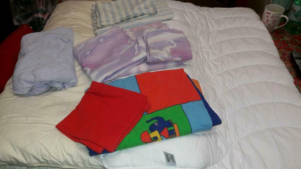 3x Bettwäsche für Kinderbett 1x Spannbetttuch Maus in Solingen