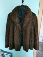 Nutria Pelz Jacke Mantel Gr. 38-40 super Zustand Gesamtlänge 70 c Hessen - Linden Vorschau