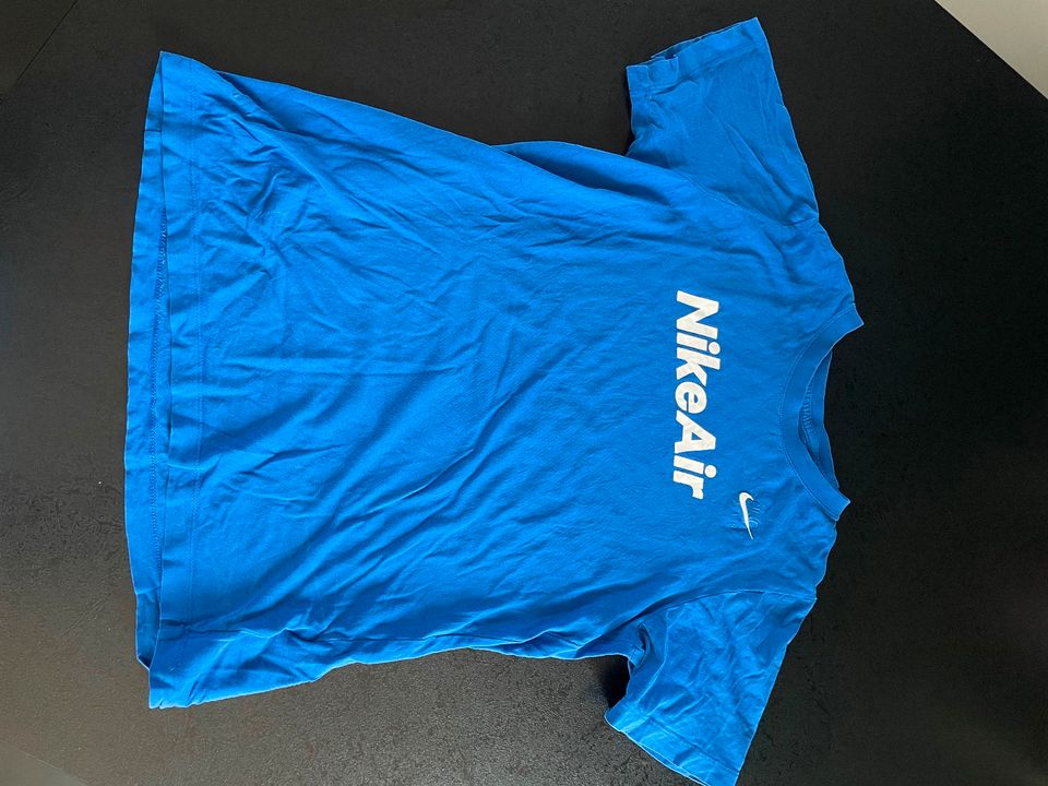Nike Air T-Shirt, Kindergröße XL (164 cm) Blau Original in Falkensee