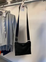 Prada Nylon Tasche Umhängetasche Bayern - Augsburg Vorschau