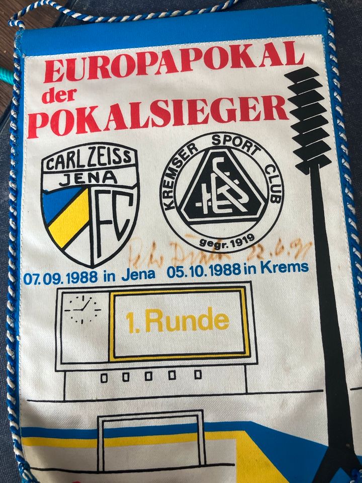 DDR Fußball Wimpel in Stadtroda